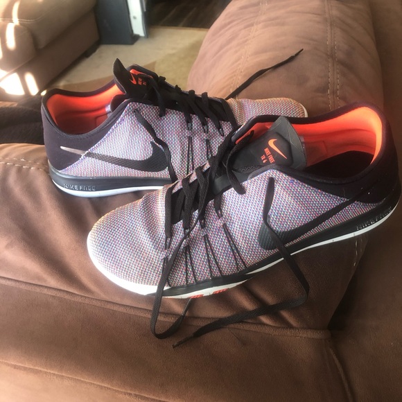 Nike Shoes - Nike Free Gym Shoe